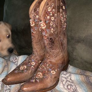 Shyanne Women Floral Western Boots